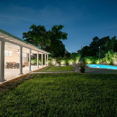 New Tropical Oasis Retreat In Miami Villa Buitenkant foto