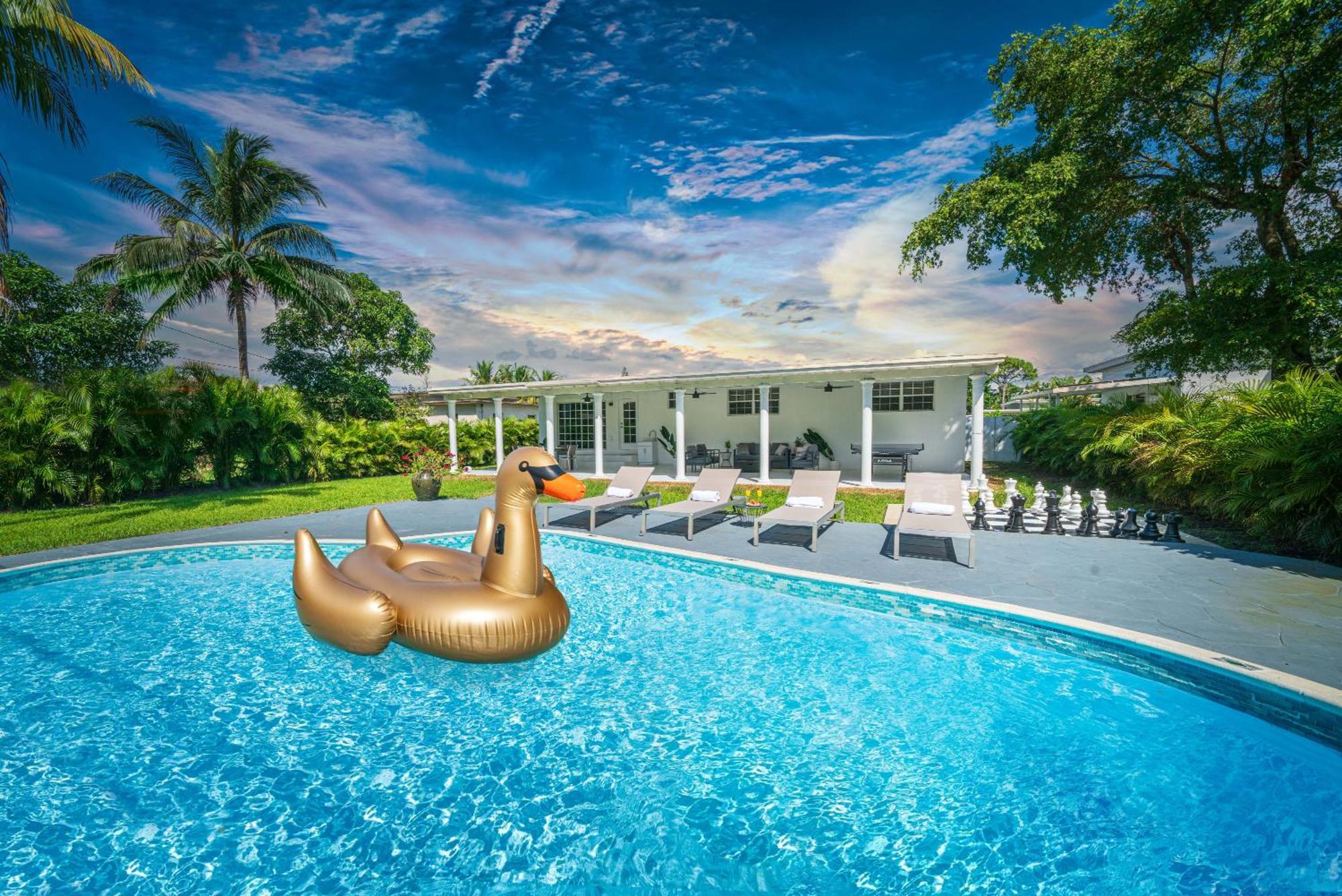 New Tropical Oasis Retreat In Miami Villa Buitenkant foto